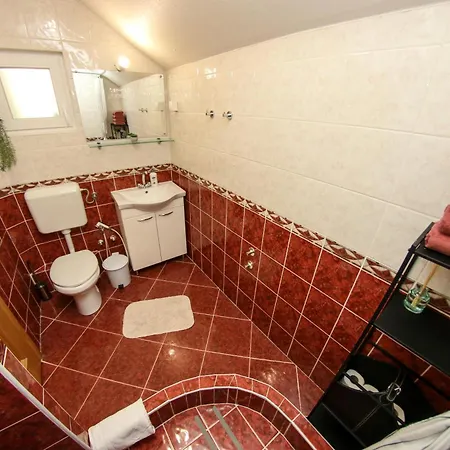 Vila Hbb *